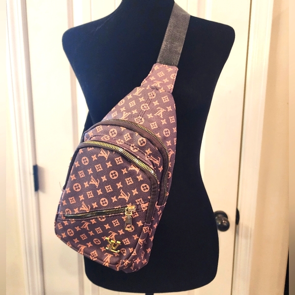 Handbags - 🔥FASHIONABLE PURSE🔥